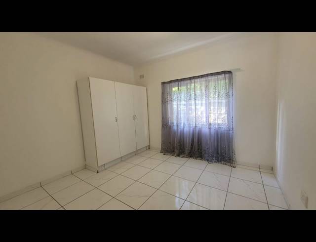 3 BEDROOM HOUSE RENTED IN DOONSIDE